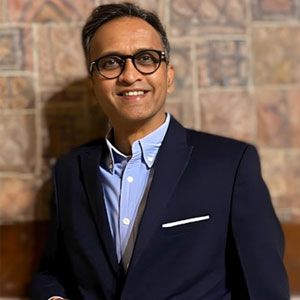 Vishu Bhoosnurmath,Managing Director