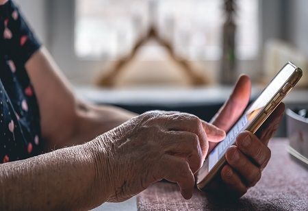Can Smartphones Help Detect Alzheimer's Earlier? Can Smartphones Help Detect Alzheimer's Earlier? India Pharma Outlook