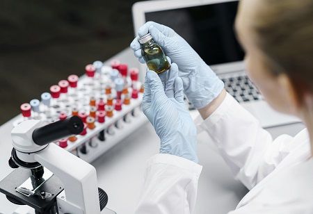 Sai Parenterals' Rs 15cr Deal Signals Pharma's Injectables Shift Sai Parenterals' Rs 15cr Deal Signals Pharma's Injectables Shift India Pharma Outlook
