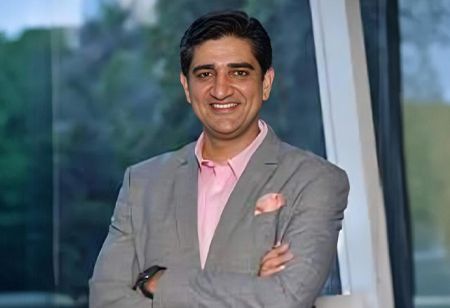 How a Culture of Thanks Fuels Retention in Hospitals Dr. Shashank Teotia, CHRO, Paras Health